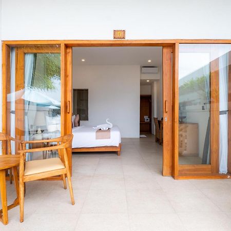Amp Beach House Toyapakeh Exteriér fotografie