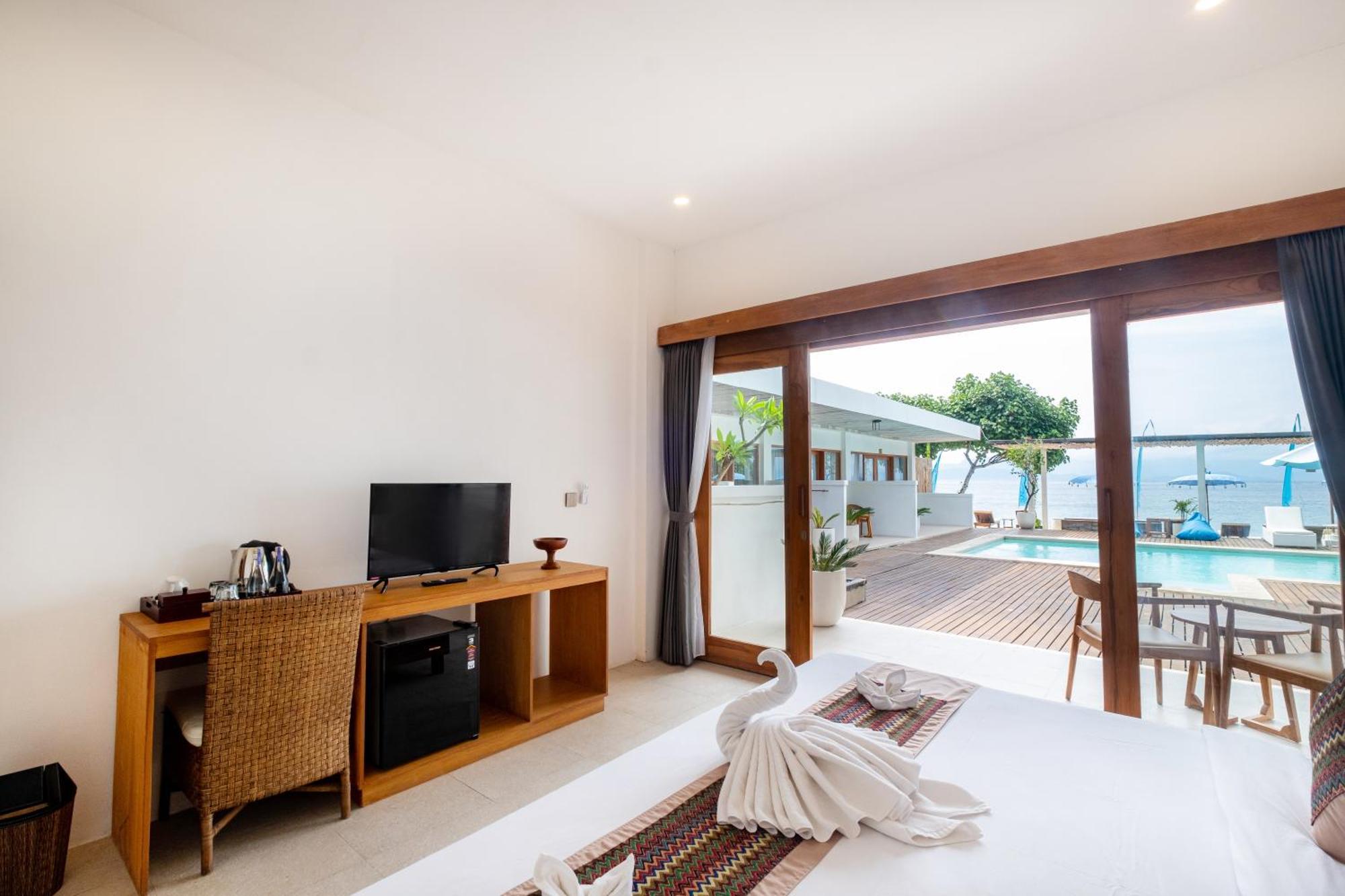 Amp Beach House Toyapakeh Exteriér fotografie