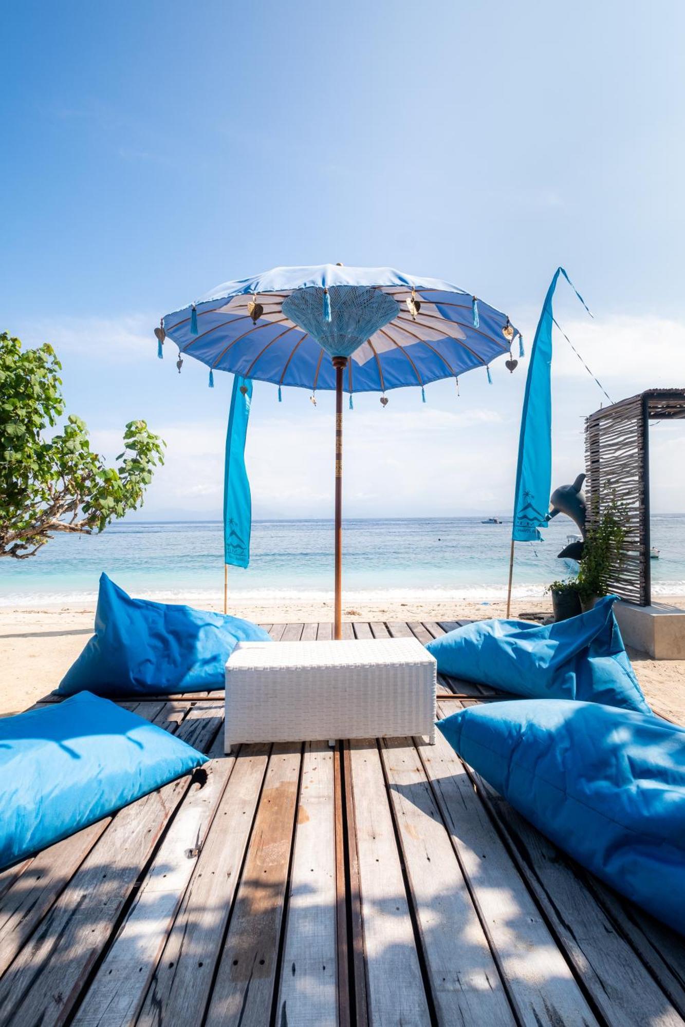 Amp Beach House Toyapakeh Exteriér fotografie
